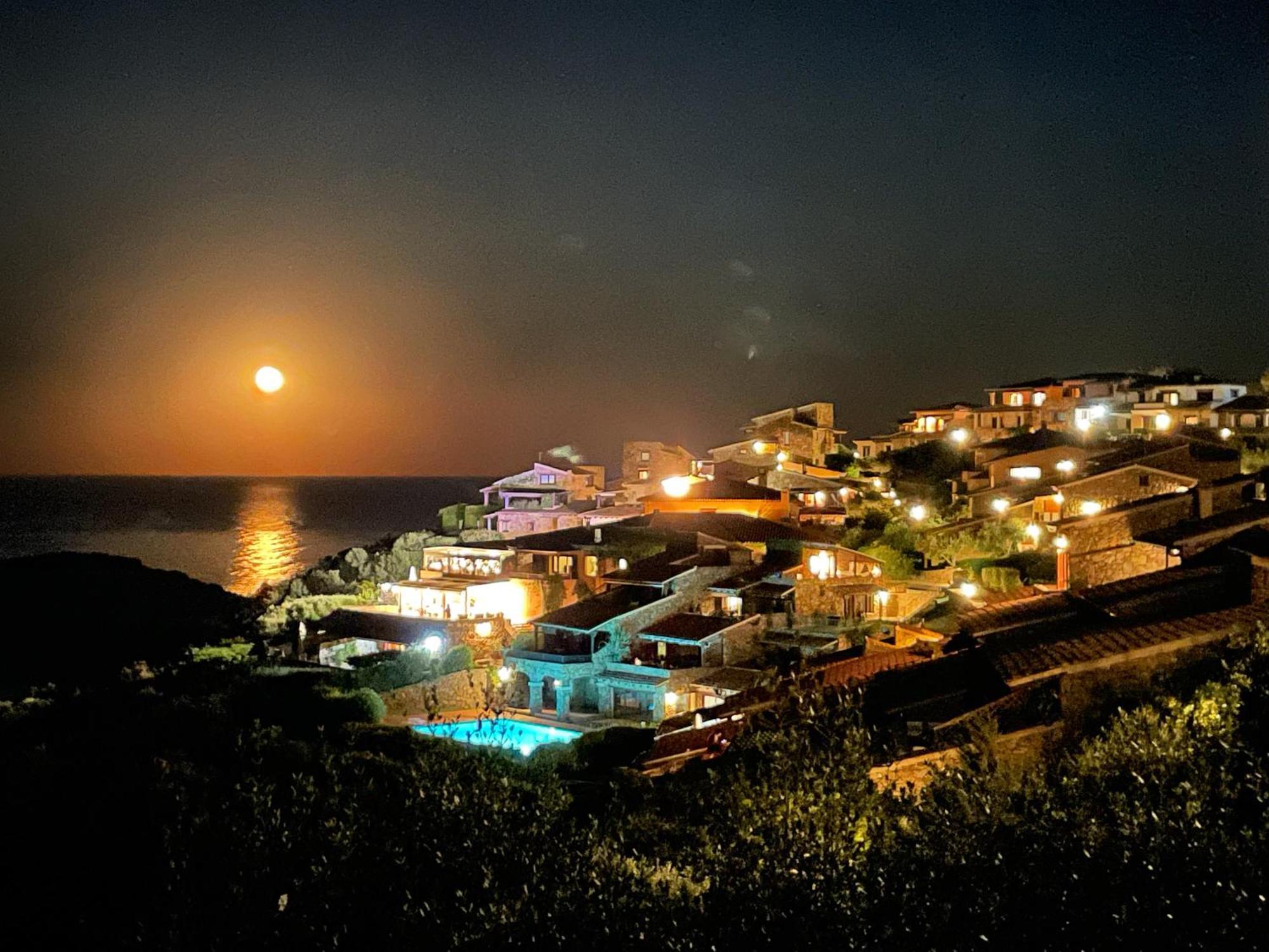 San Teodoro Punta Est Delizioso Monolocale Vista Mare Lejlighed Eksteriør billede